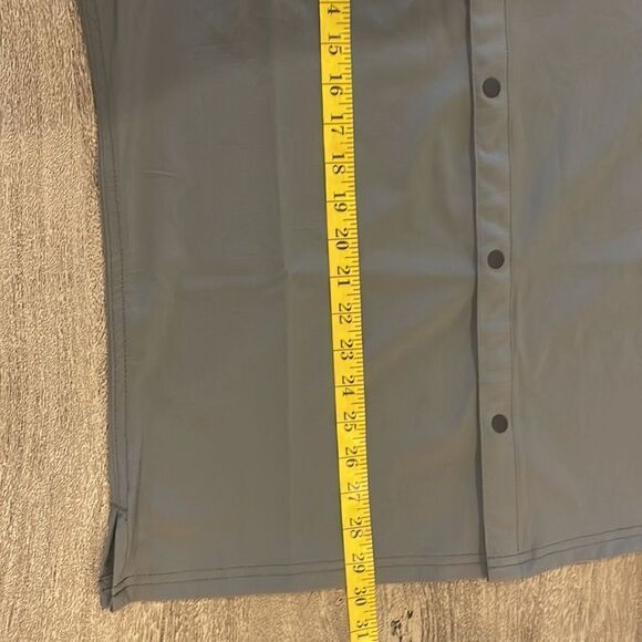 NWT Zella short sleeve shirt Grey Magnet size medium - Picture 9 of 11